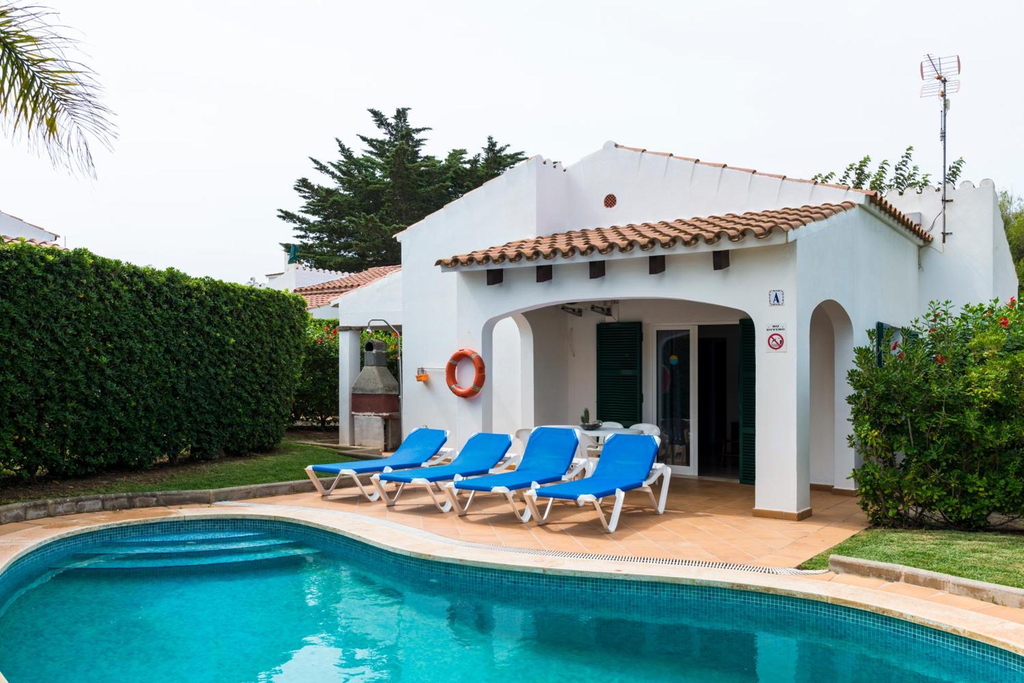 Apartchalet Villas Elvira. Villa A Son Carrio  Extérieur photo
